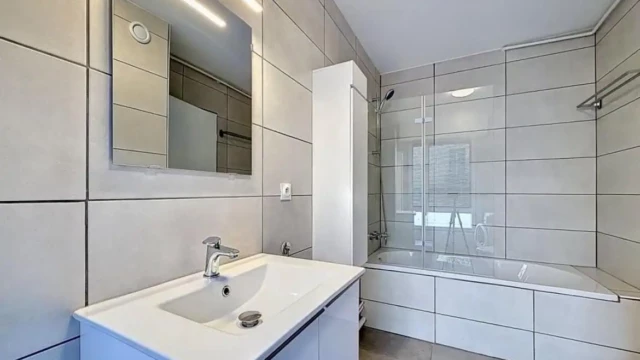 salle de bain rénové Nancy pierre renovation batiment
