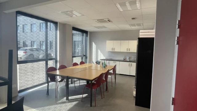 Rénovation bureaux Metz — nouvel accès